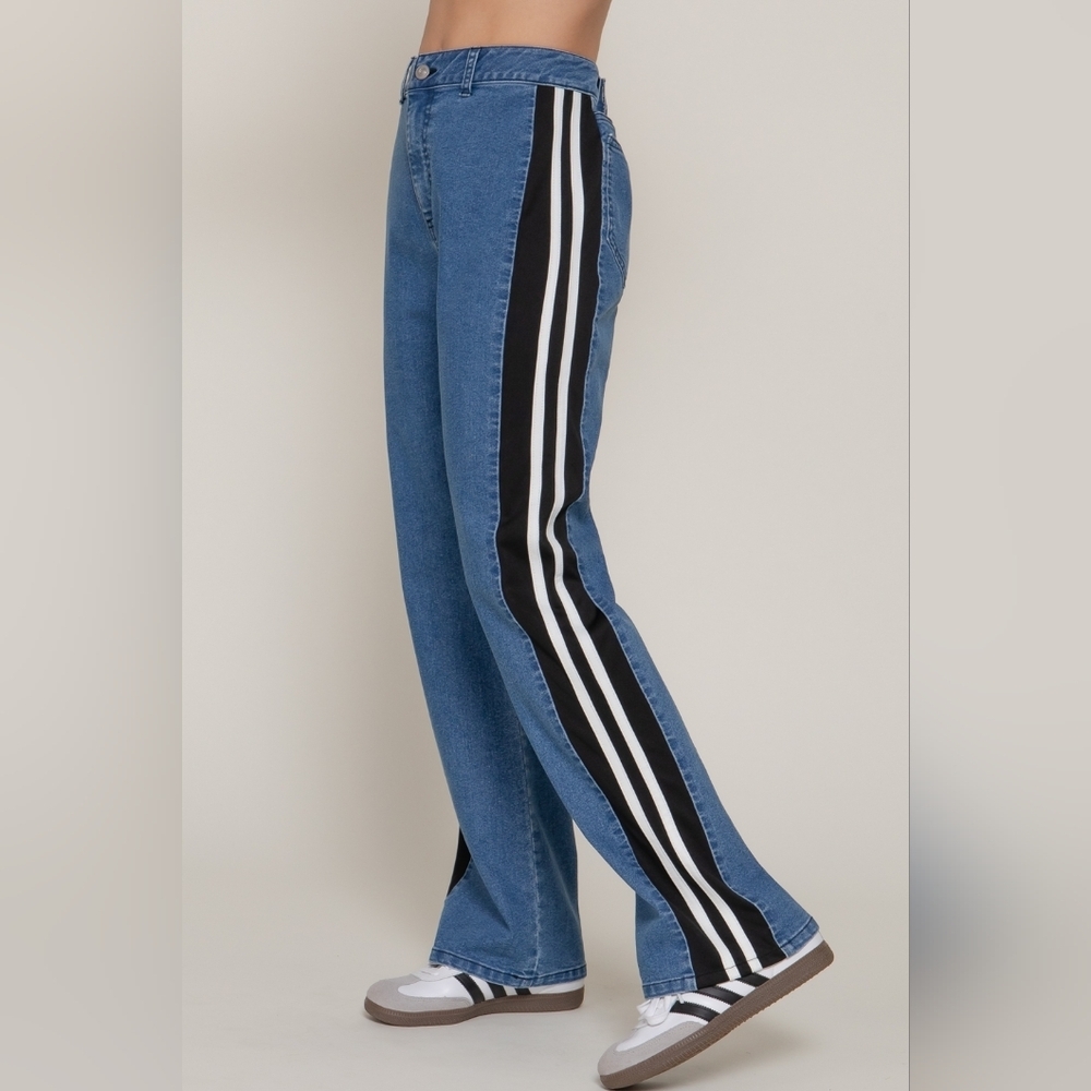 Sporty Stripe Denim Wide Leg Relaxed Fit High Waist Stretch Jeans